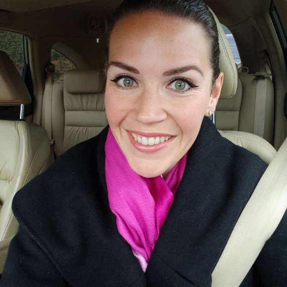 Meet your Posher, Michelle - Picture 2 of 4